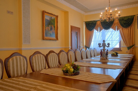 Vierastalo Tatravuorilla, Zakopane, Bukowina Tatrzańska, rentoutuminen Puolassa